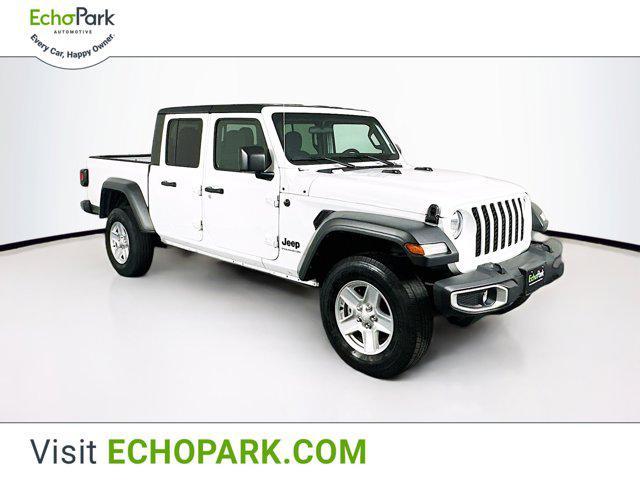 2023 jeep gladiator sport s