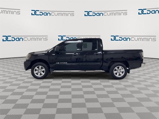 2011 nissan titan sv