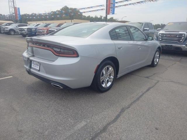 2022 dodge charger sxt