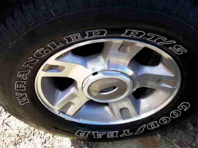 2003 ford explorer sport in portsmouth, va