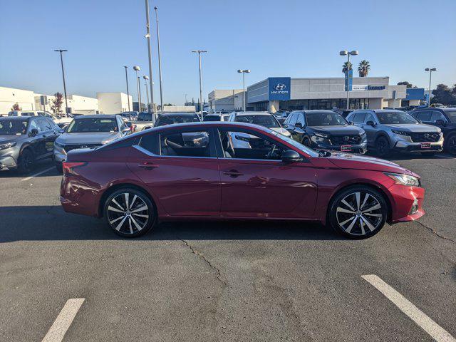 2021 nissan altima sr fwd