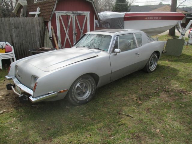 1979 avanti ii