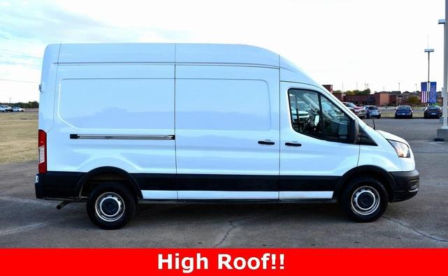 2023 ford transit-250 base