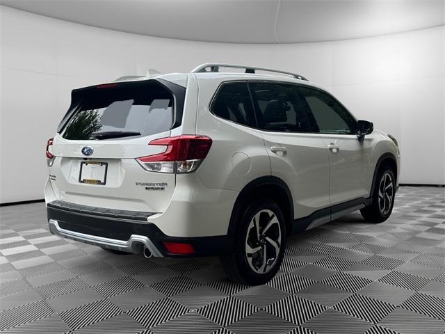 2023 subaru forester touring