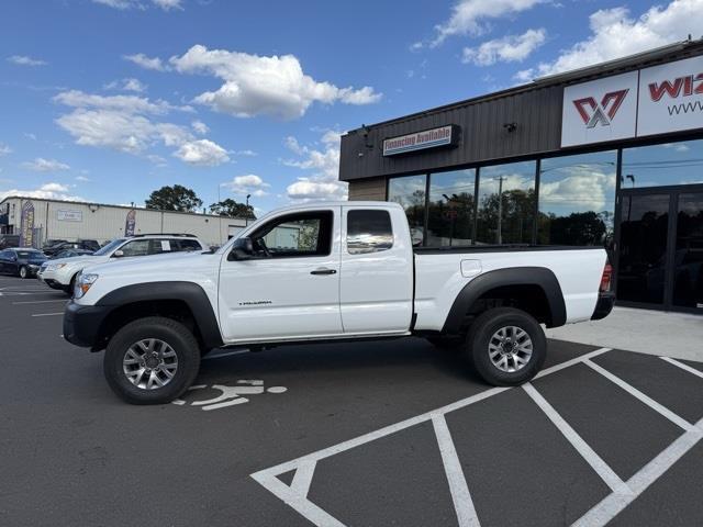 2015 toyota tacoma base