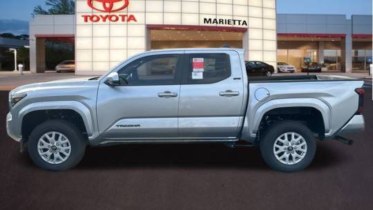 new 2024 toyota tacoma sr5 double cab 5' bed 4wd automatic