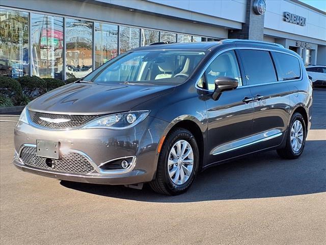 2019 chrysler pacifica touring l