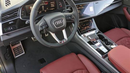 2025 Audi SQ8