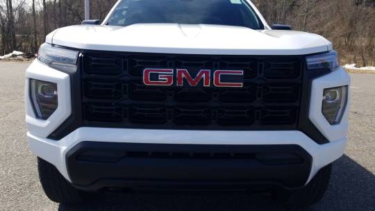 2024 GMC Canyon