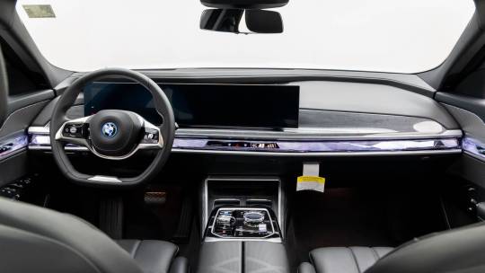 2024 BMW i7