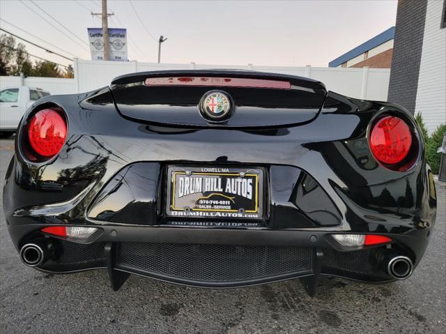 2015 alfa romeo 4c base