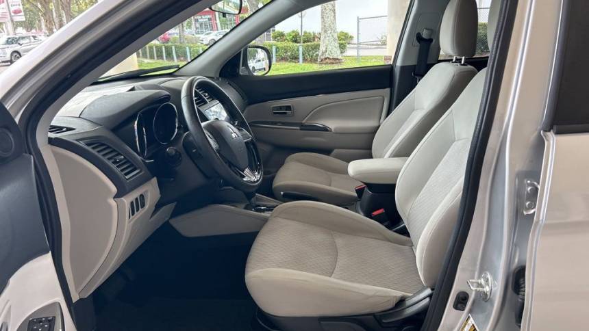 2019 mitsubishi outlander sport se