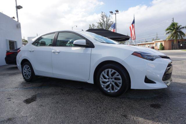 2019 toyota corolla le