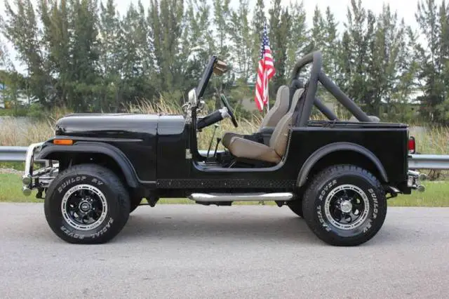 1982 jeep cj-7 base 2dr 4wd suv 607 miles black suv 4.2l i6 manual 4-speed