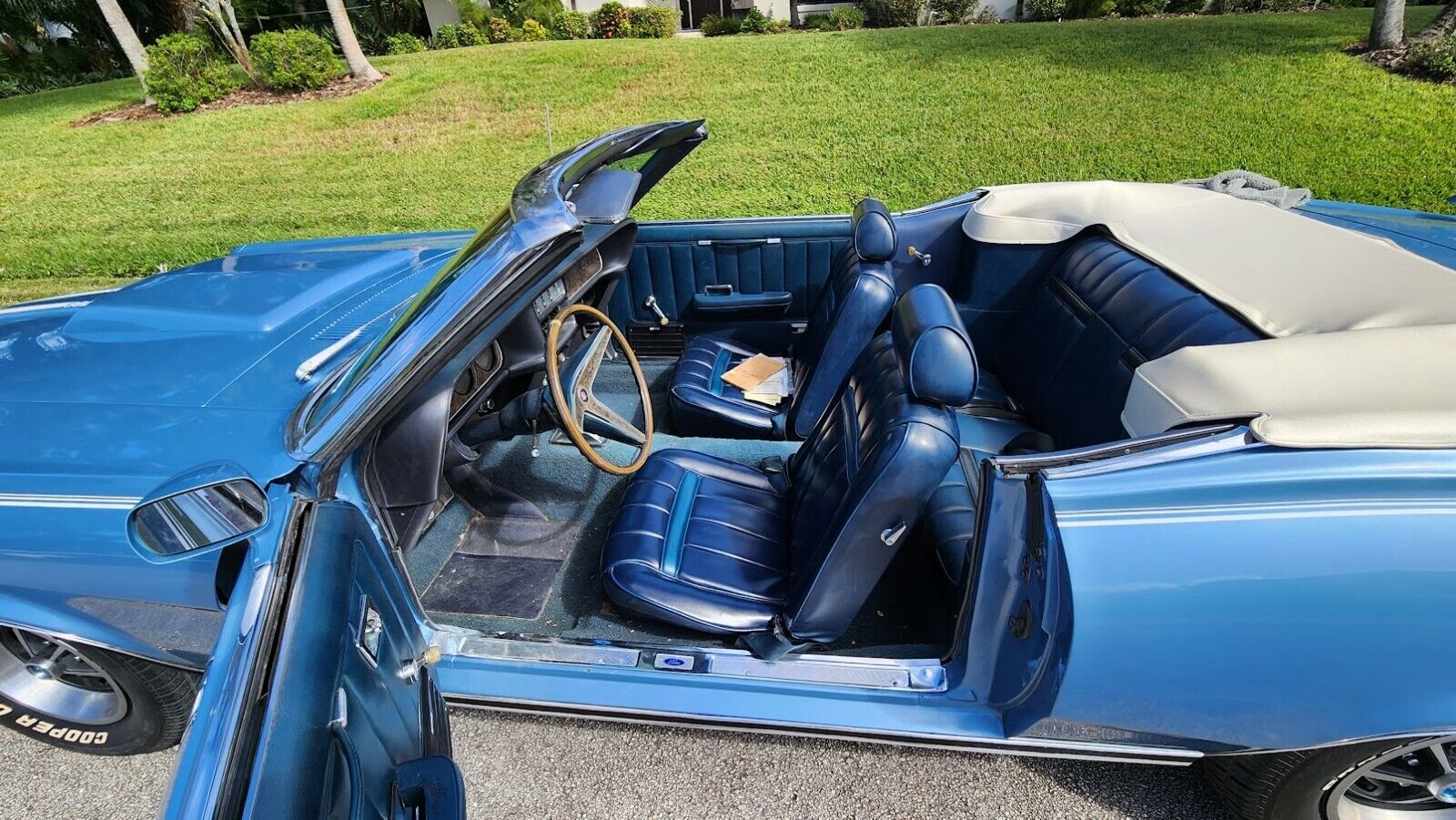 1969 mercury cougar convertible