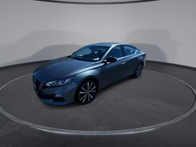 2021 nissan altima 2.5 sr