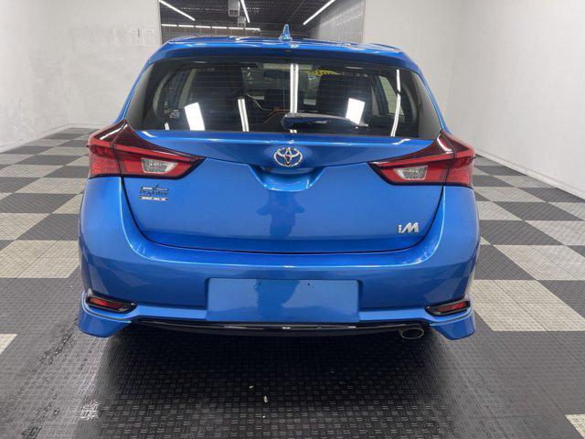 2018 toyota corolla im base