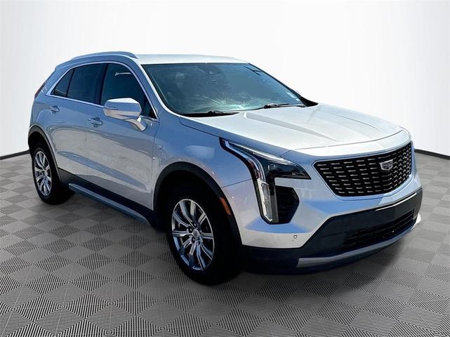 2022 cadillac xt4 premium luxury