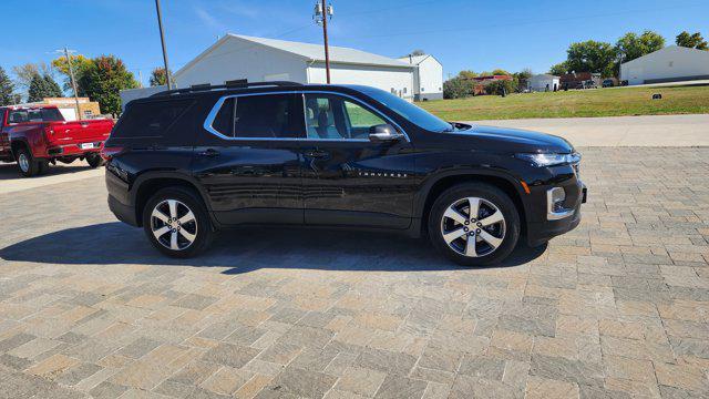 2023 chevrolet traverse lt leather