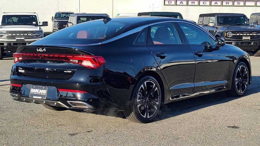 2022 kia k5 gt-line