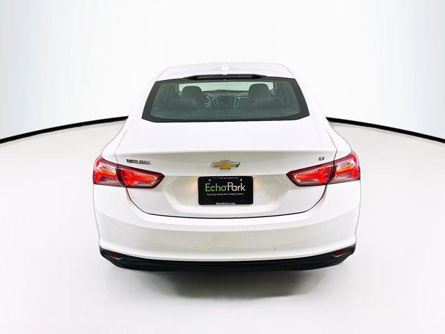 2022 chevrolet malibu fwd lt