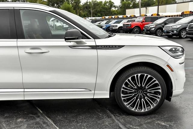 2023 lincoln aviator black label awd