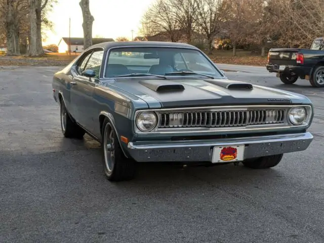 1972 plymouth duster 408 stroker , 4 speed