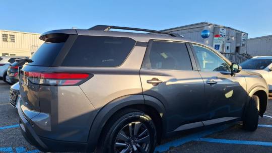 2022 Nissan Pathfinder