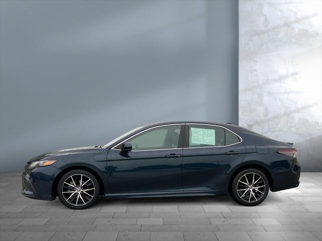 2021 toyota camry se