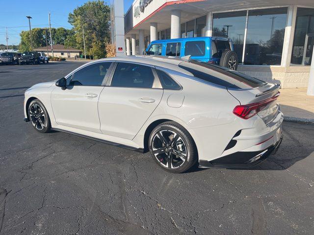 2024 kia k5 gt-line