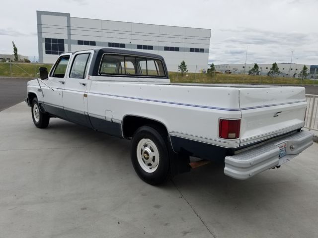 selling at no reserve 1986 gmc high sierra 2500 crew cab 3+3 long bed