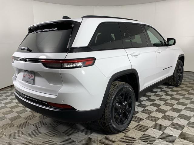 2025 jeep grand cherokee altitude