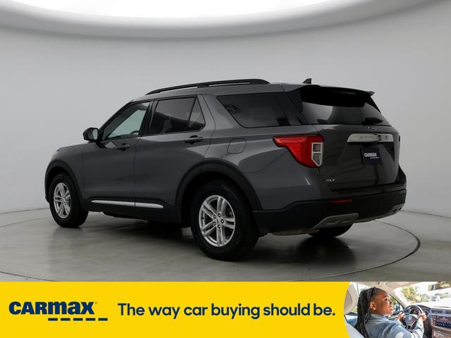 2023 ford explorer xlt