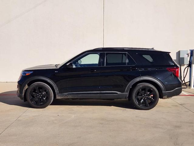 2023 ford explorer st-line