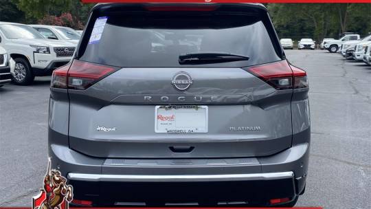 2024 Nissan Rogue platinum