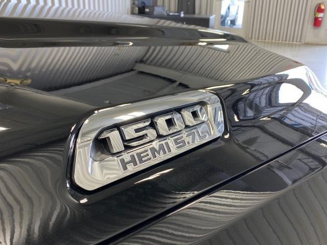 used 2019 ram 1500 4x4 crew cab indianapolis, in 46239 for sale in indianapolis, indiana