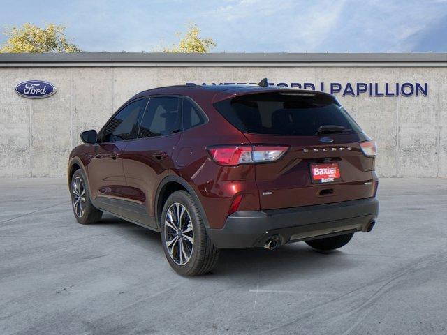 2021 ford escape se