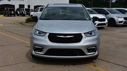 2024 Chrysler Pacifica