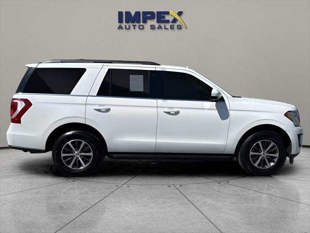 2020 ford expedition xlt