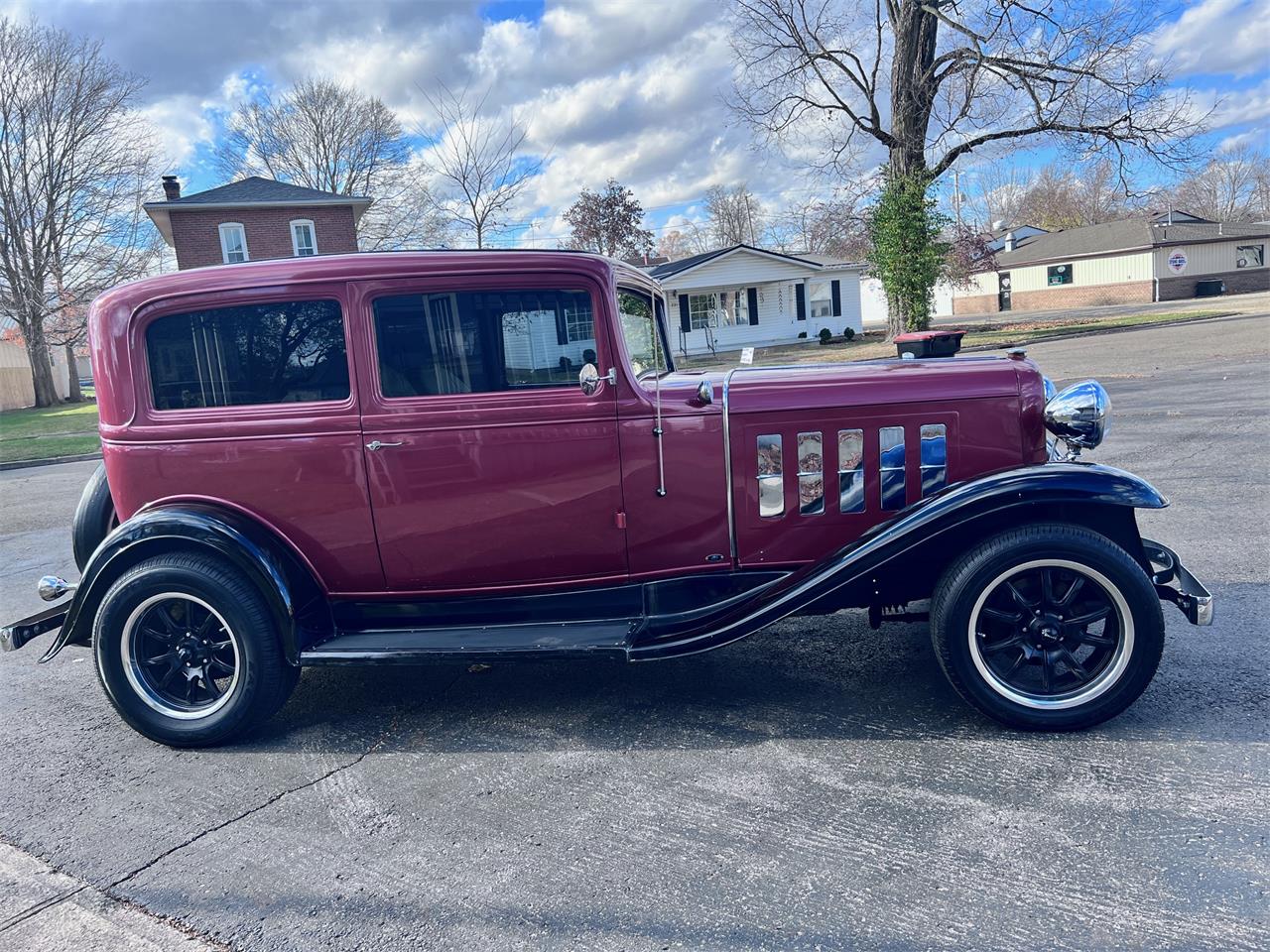 1931 oldsmobile 2-dr sedan