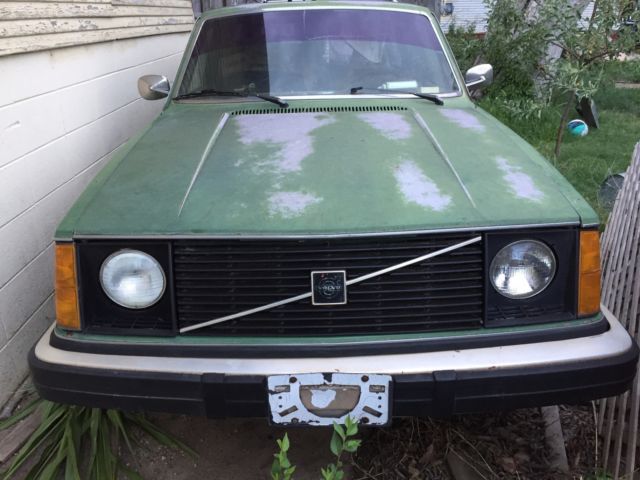 1976 volvo 240 wagon