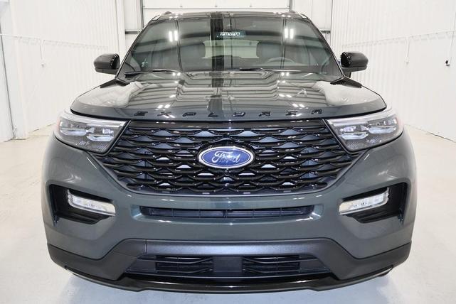 2022 ford explorer st-line