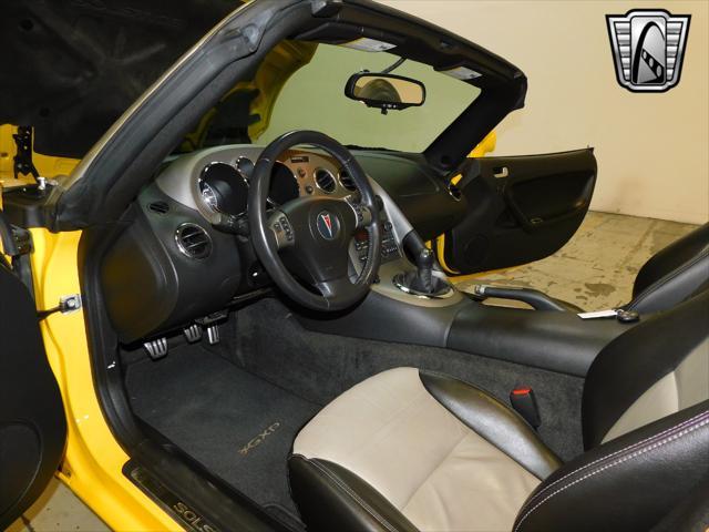 2008 pontiac solstice scca t2 champion edition