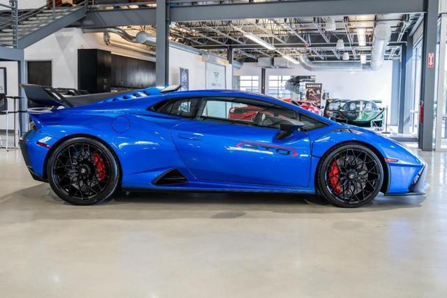 2022 lamborghini huracan sto base