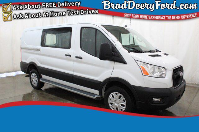 2022 ford transit-250 base
