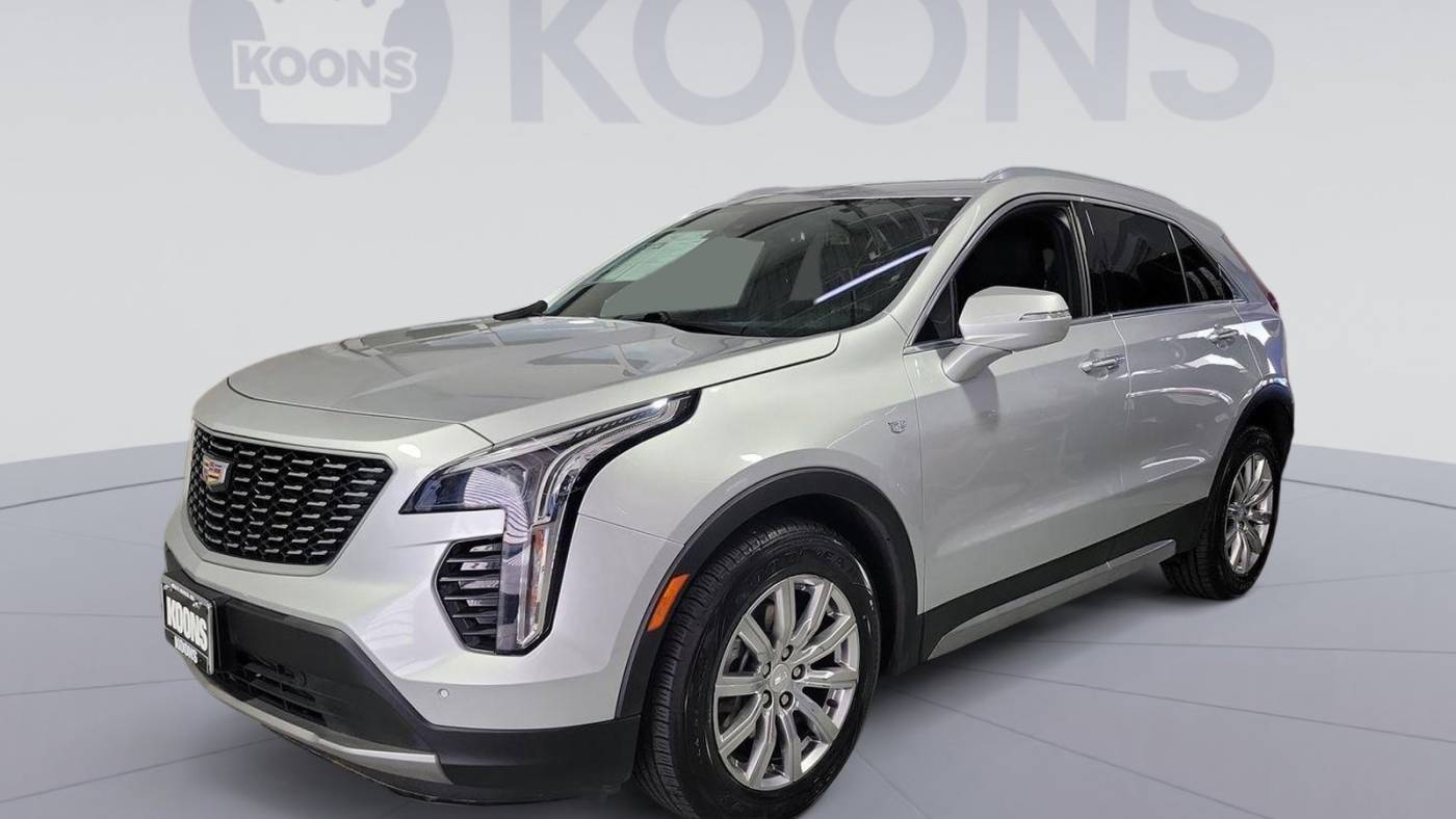 2022 cadillac xt4 premium luxury