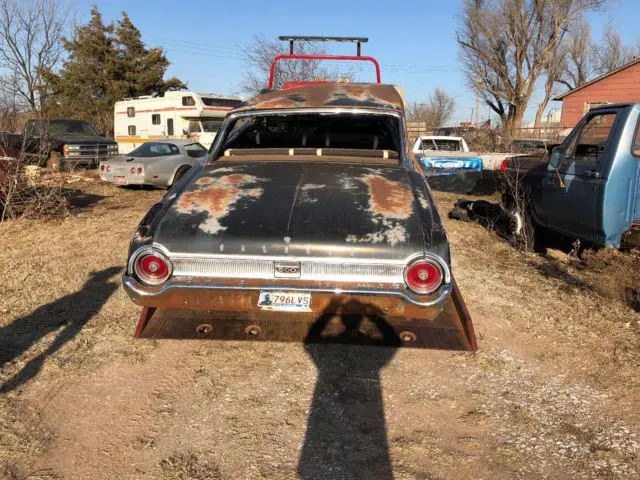1962 ford galaxie--2 dr. hardtop--big block--tri power- 5 sp.-damaged