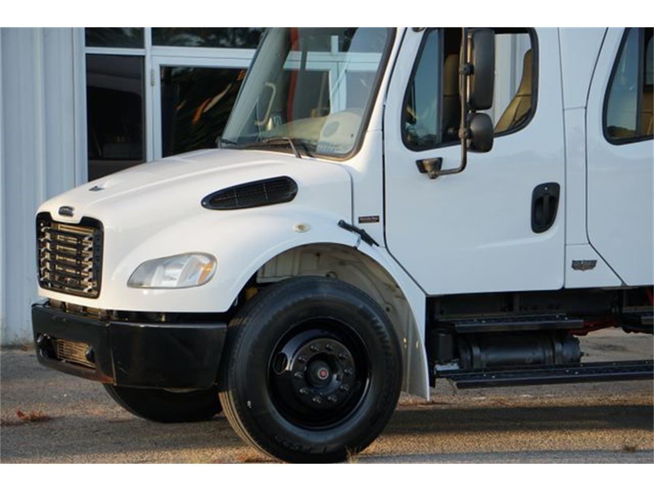 2007 freightliner m2 106