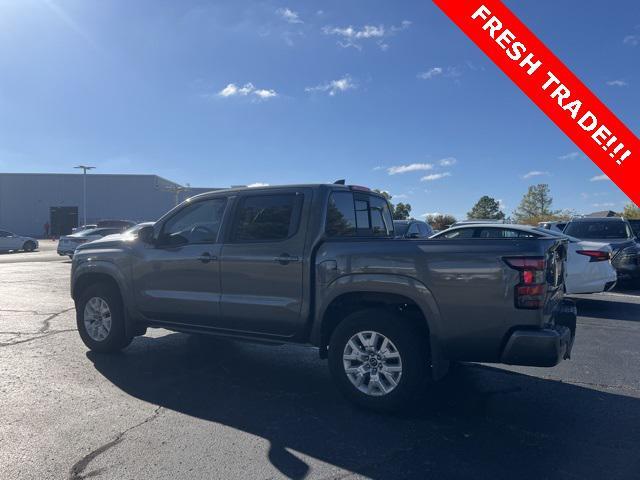 2022 nissan frontier sv