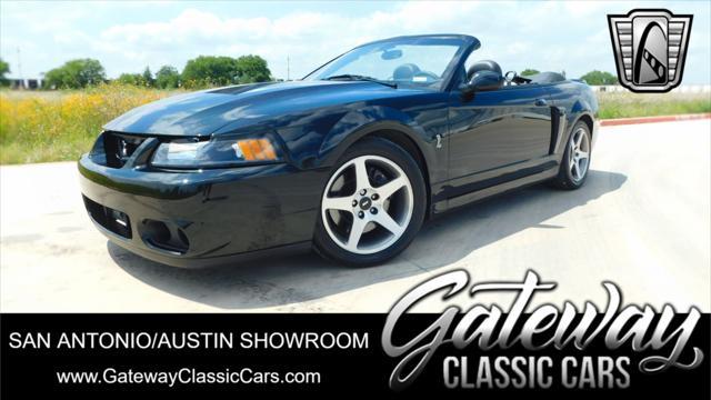 2003 ford mustang base